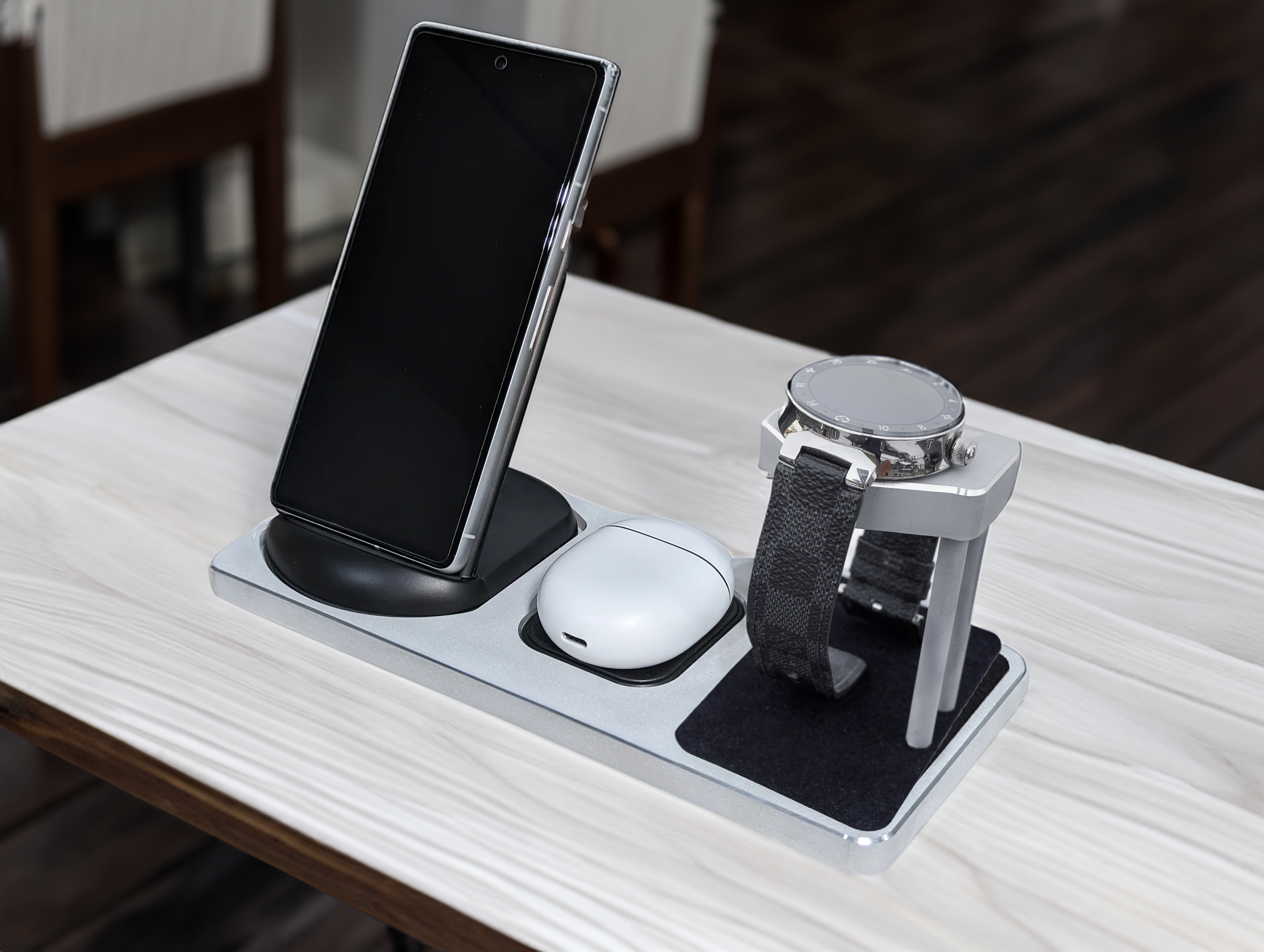 Louis Vuitton Tambour 1 and 2 Smartwatch Charging Stand (Headphone Model)