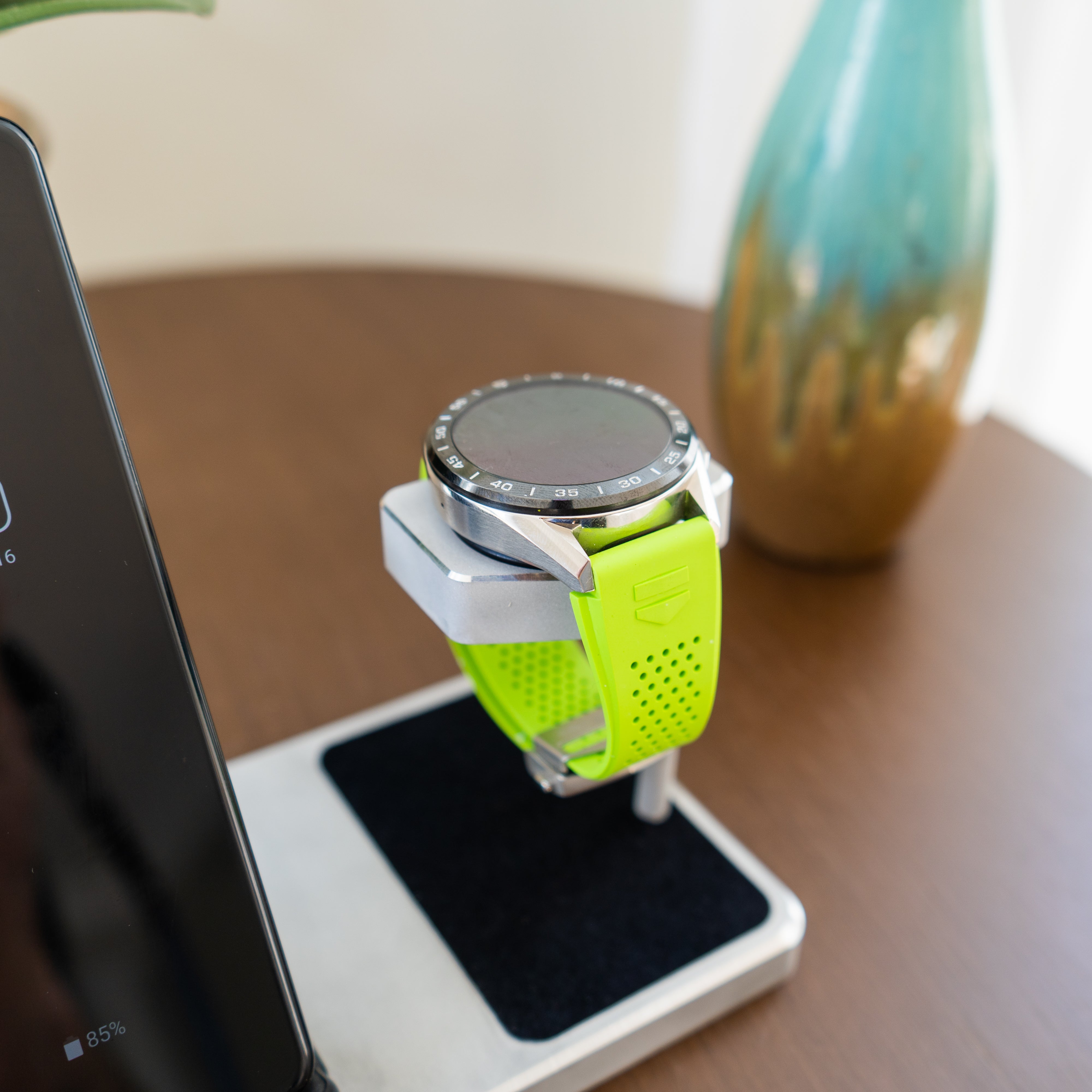 TAG Heuer E3 Mesos Charging Stand View 3