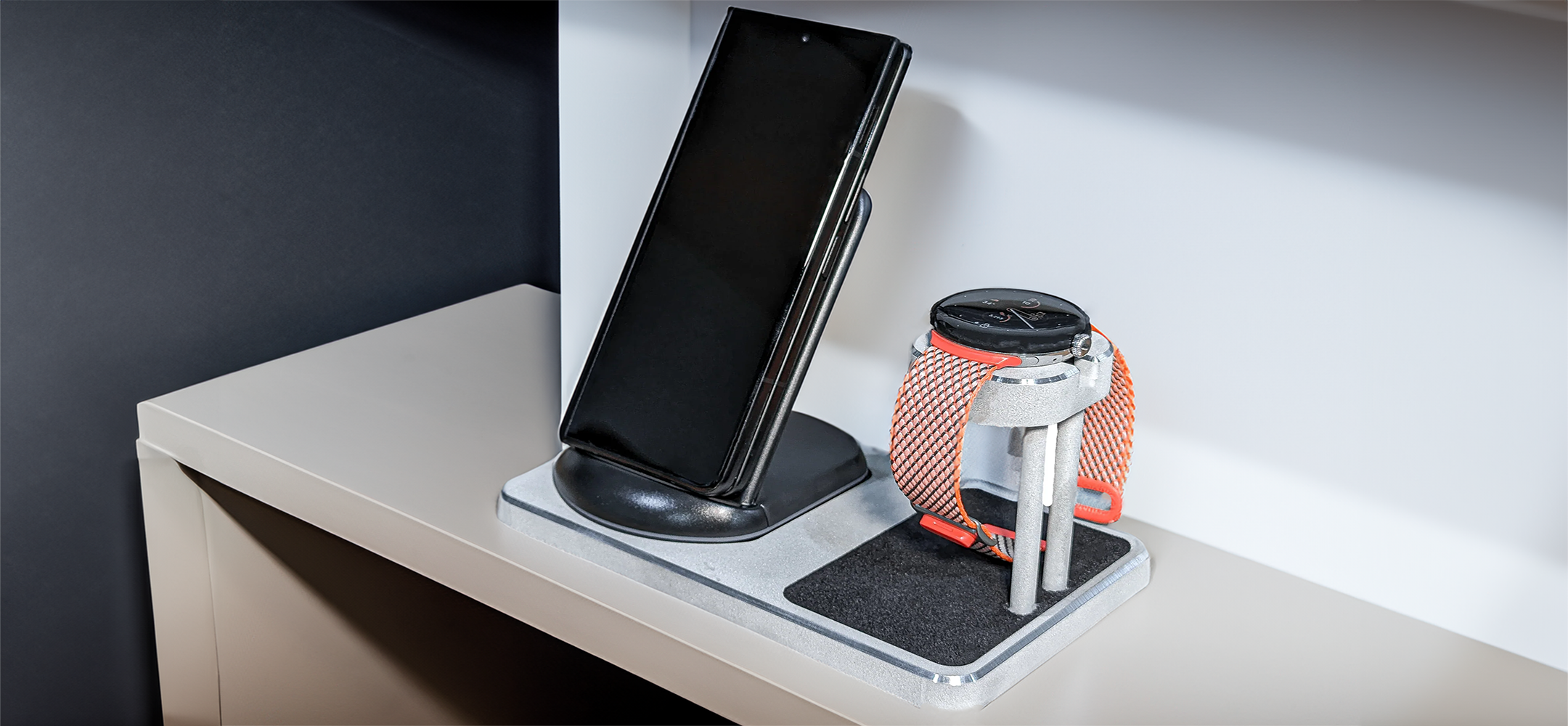 Google Pixel Gen 1 Smartwatch Charging Stand (Phone Combo)