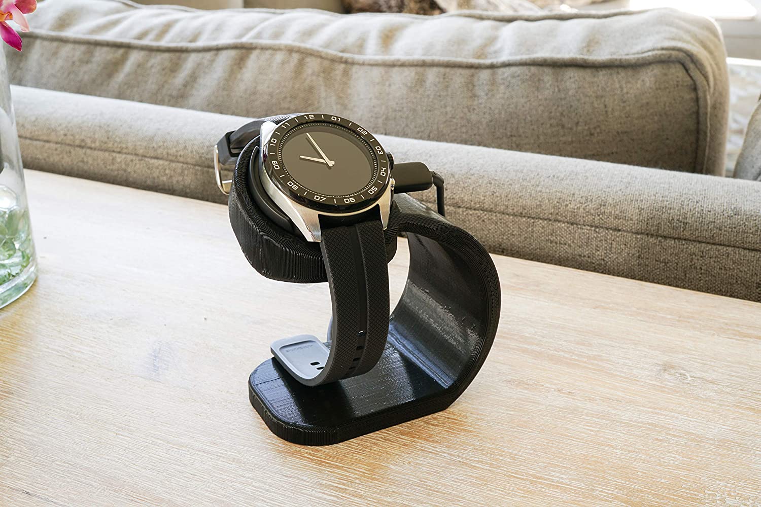 Artifex Design Stand Configured LG W7 Smartwatch - Artifex Design 3D