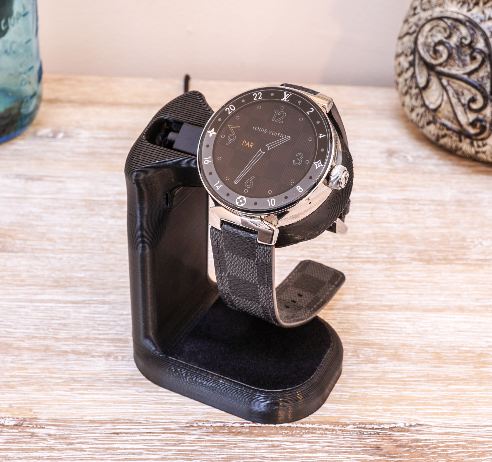 Louis Vuitton Tambour Horizon Smartwatch Charging Stand